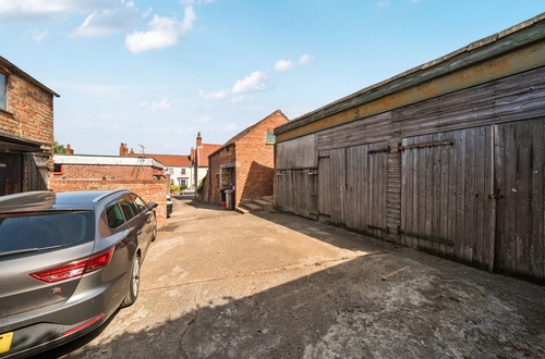 70 Upgate, Louth